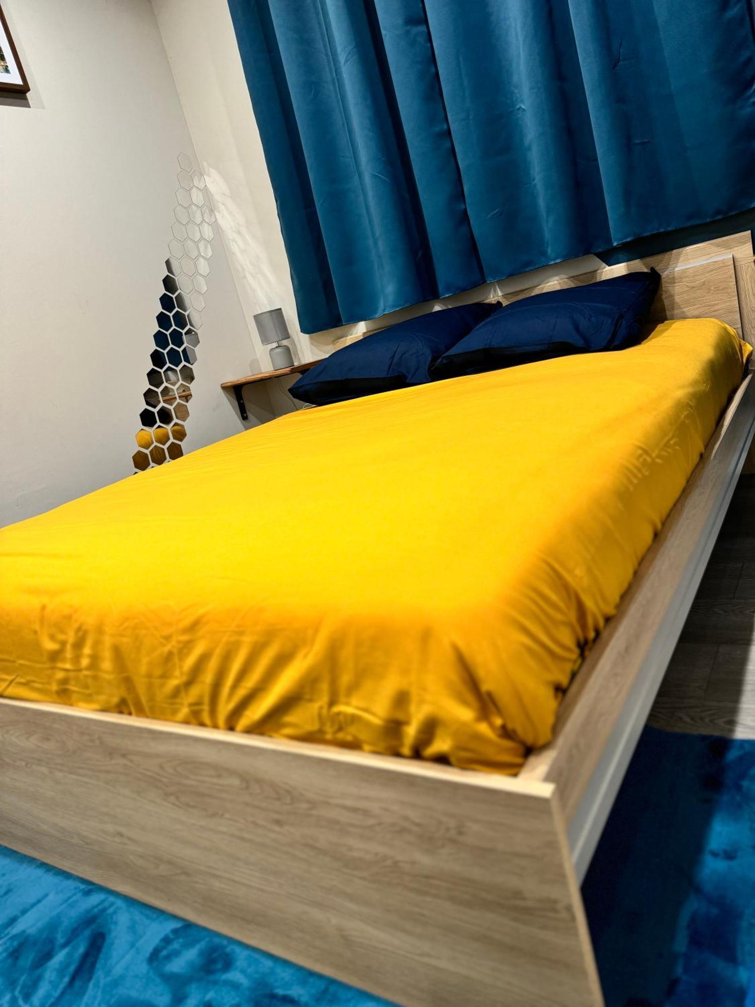 Worldroom Chambre Privee Avec Espace Commun Perpignan Zewnętrze zdjęcie