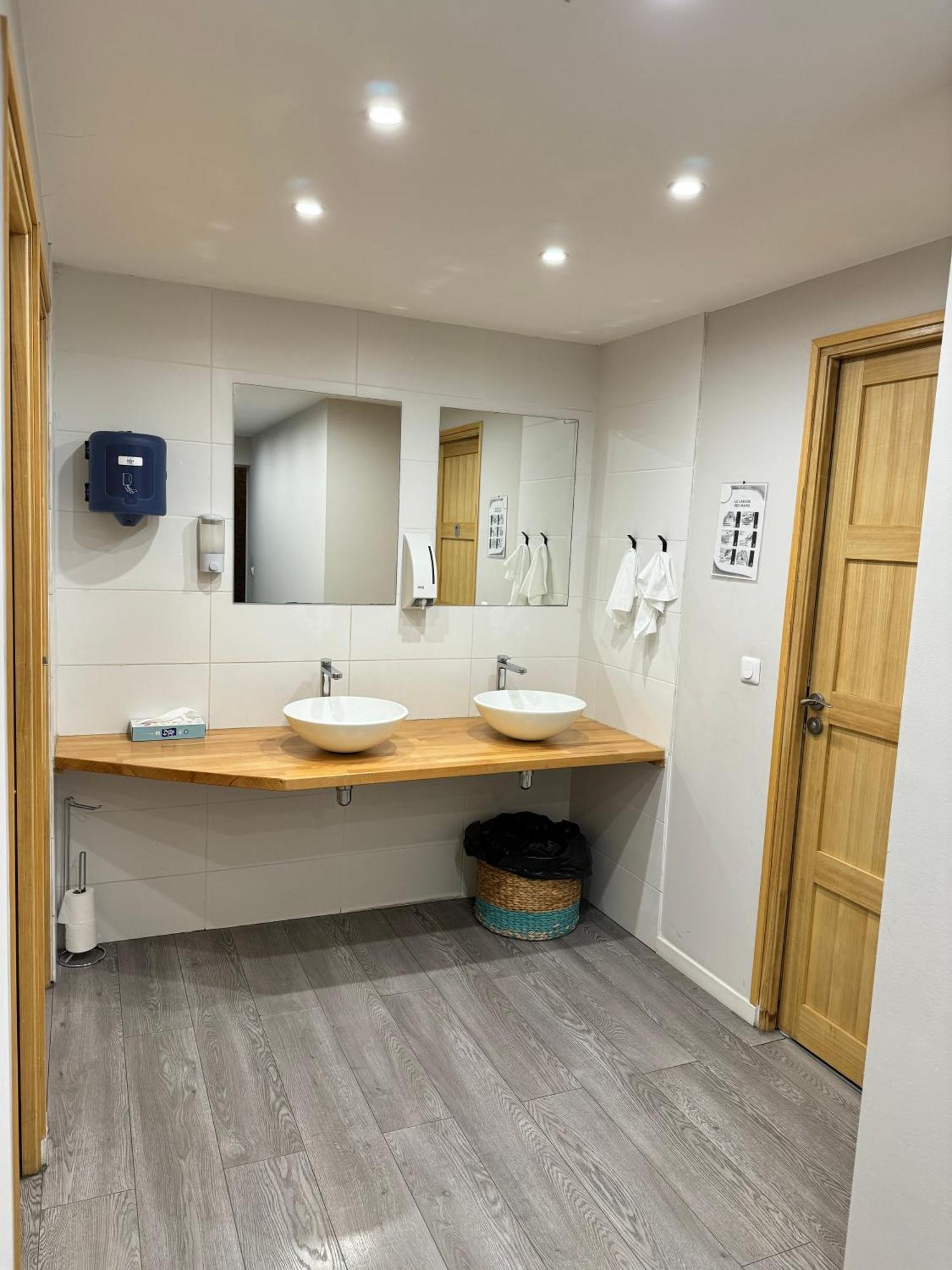 Worldroom Chambre Privee Avec Espace Commun Perpignan Pokój zdjęcie