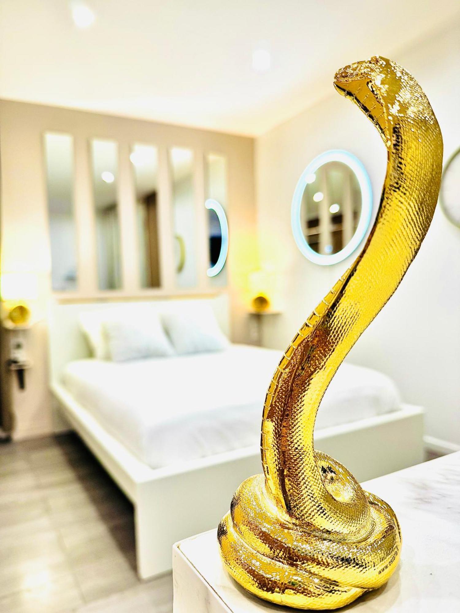Worldroom Chambre Privee Avec Espace Commun Perpignan Zewnętrze zdjęcie