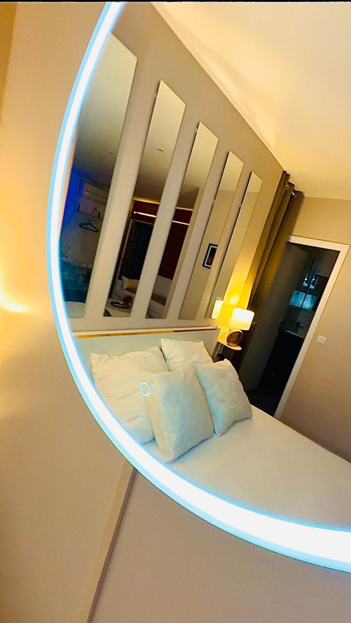 Worldroom Chambre Privee Avec Espace Commun Perpignan Zewnętrze zdjęcie
